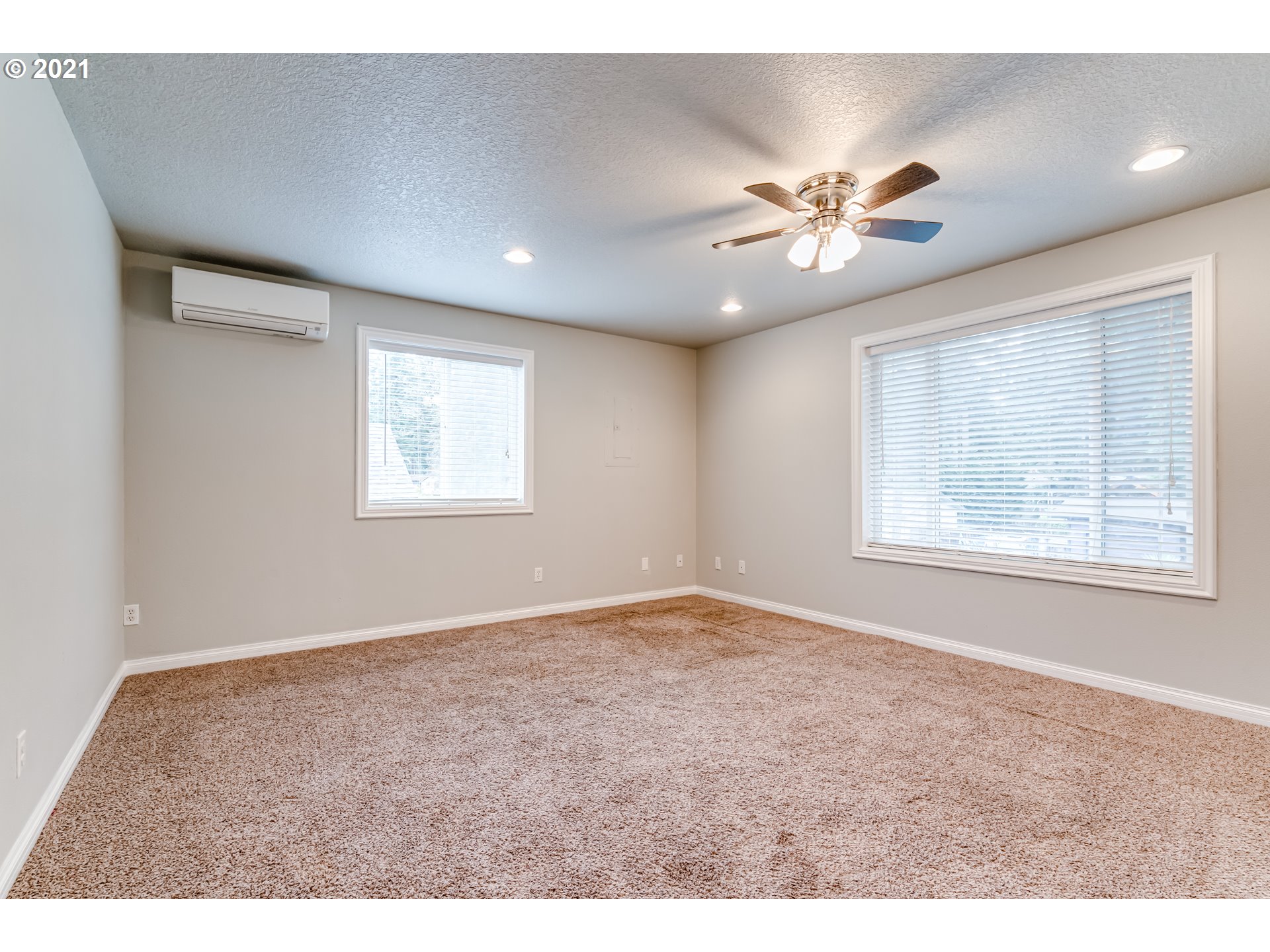 24797 Sertic Road Veneta, OR 97487 - Photo 22 of 32 Gallery Image 22