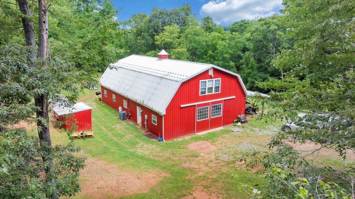 1769 Scenic View Road Moneta, VA 24121 - Photo 3 of 104 003-DJI_20250618171756_0047_D