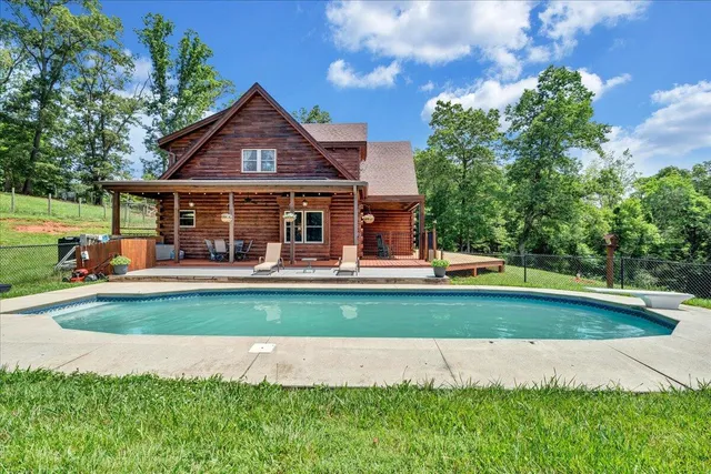 $959,000 | 1769 Scenic View Road, Moneta, VA 24121