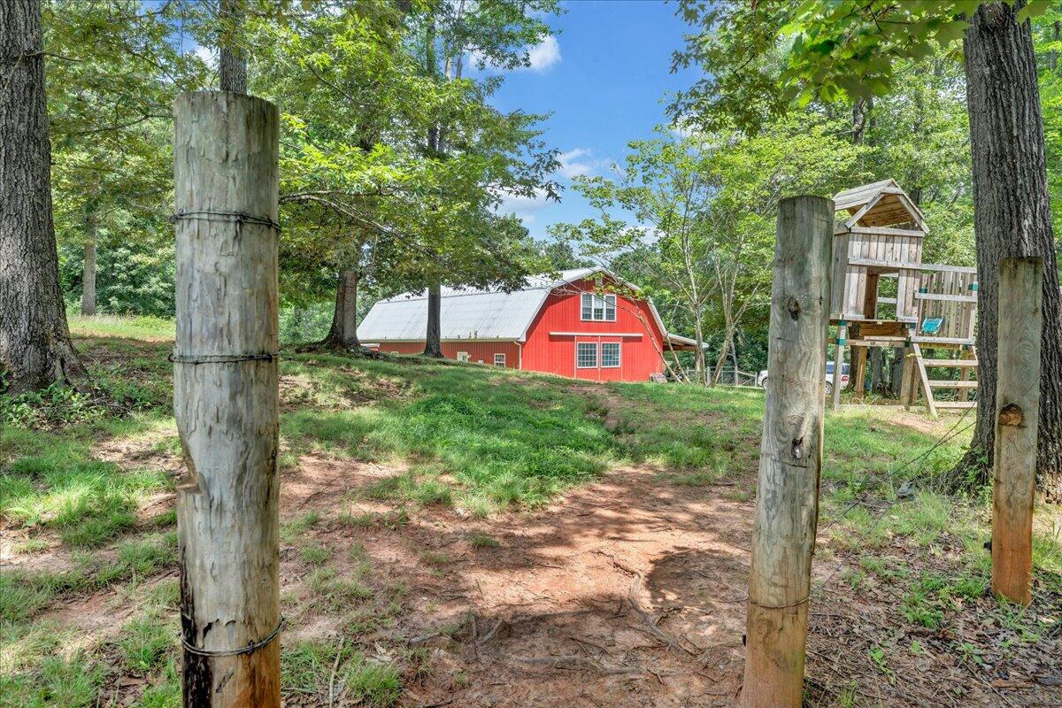 1769 Scenic View Road Moneta, VA 24121 - Photo 58 of 104 056-MIB07552