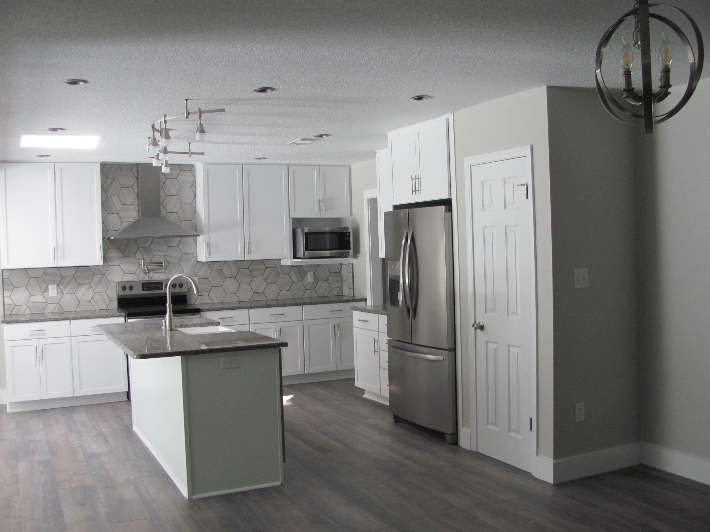 22 Mooney Road Northeast Fort Walton Beach, FL 32547 - Photo 3 of 22 IMG_2909
