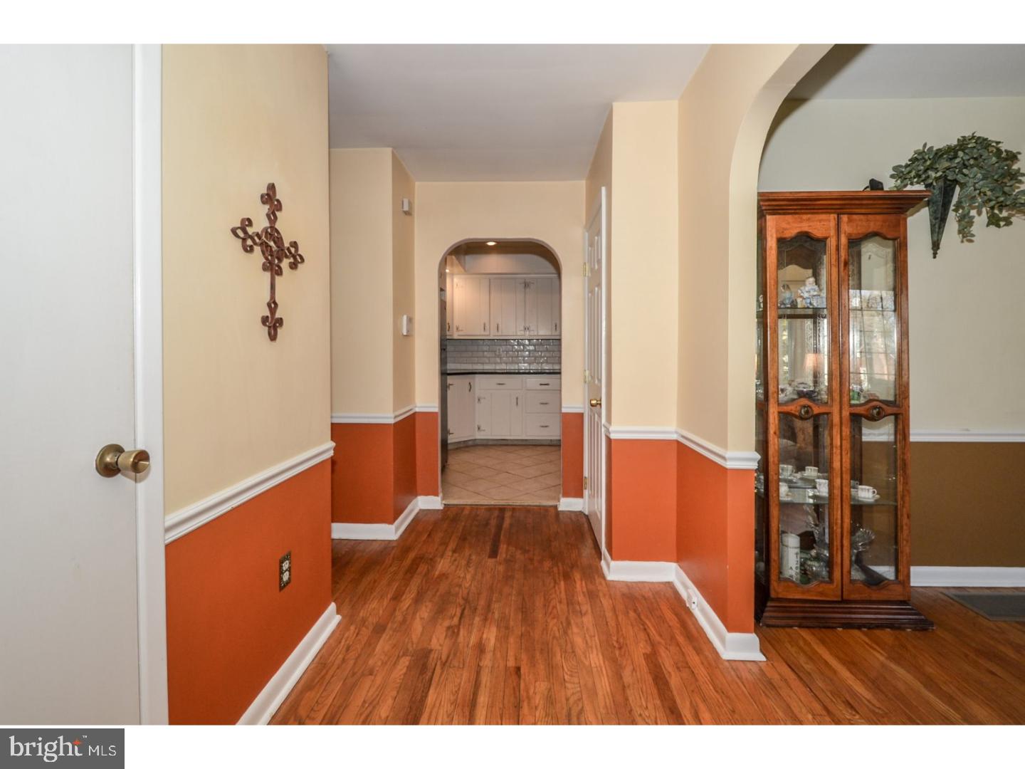 3475 Heather Road Huntingdon Valley, PA 19006 - Photo 3 of 22 Gallery Image 3