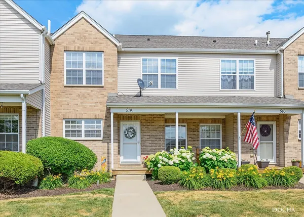 $229,000 | 514 Clayton Circle, Unit 514, Sycamore, IL 60178