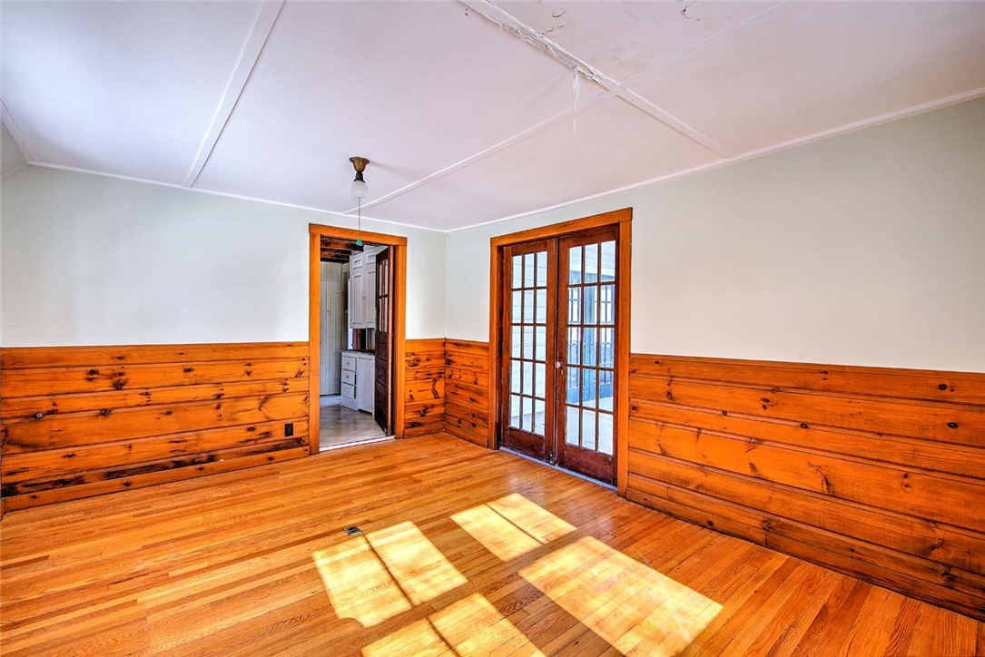 74 Adams Point Road Barrington, RI 02806 - Photo 17 of 38
