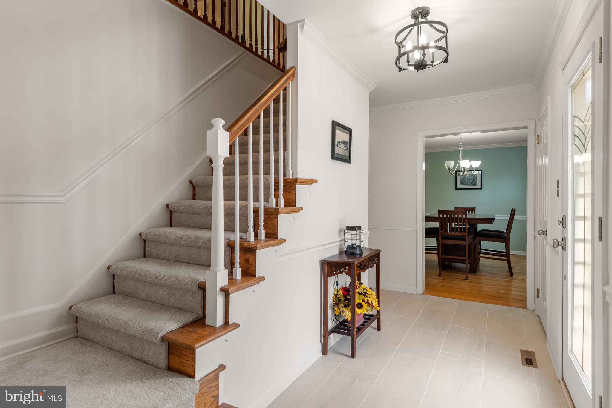 691 Twinbridge Drive Wayne, PA 19087 - Photo 3 of 38