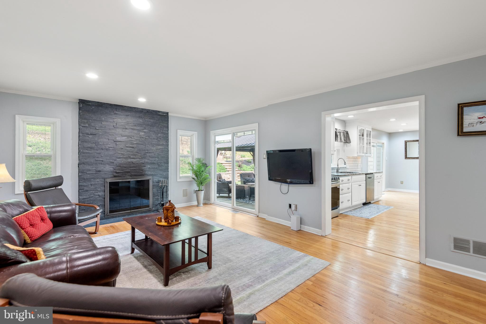 691 Twinbridge Drive Wayne, PA 19087 - Photo 8 of 38