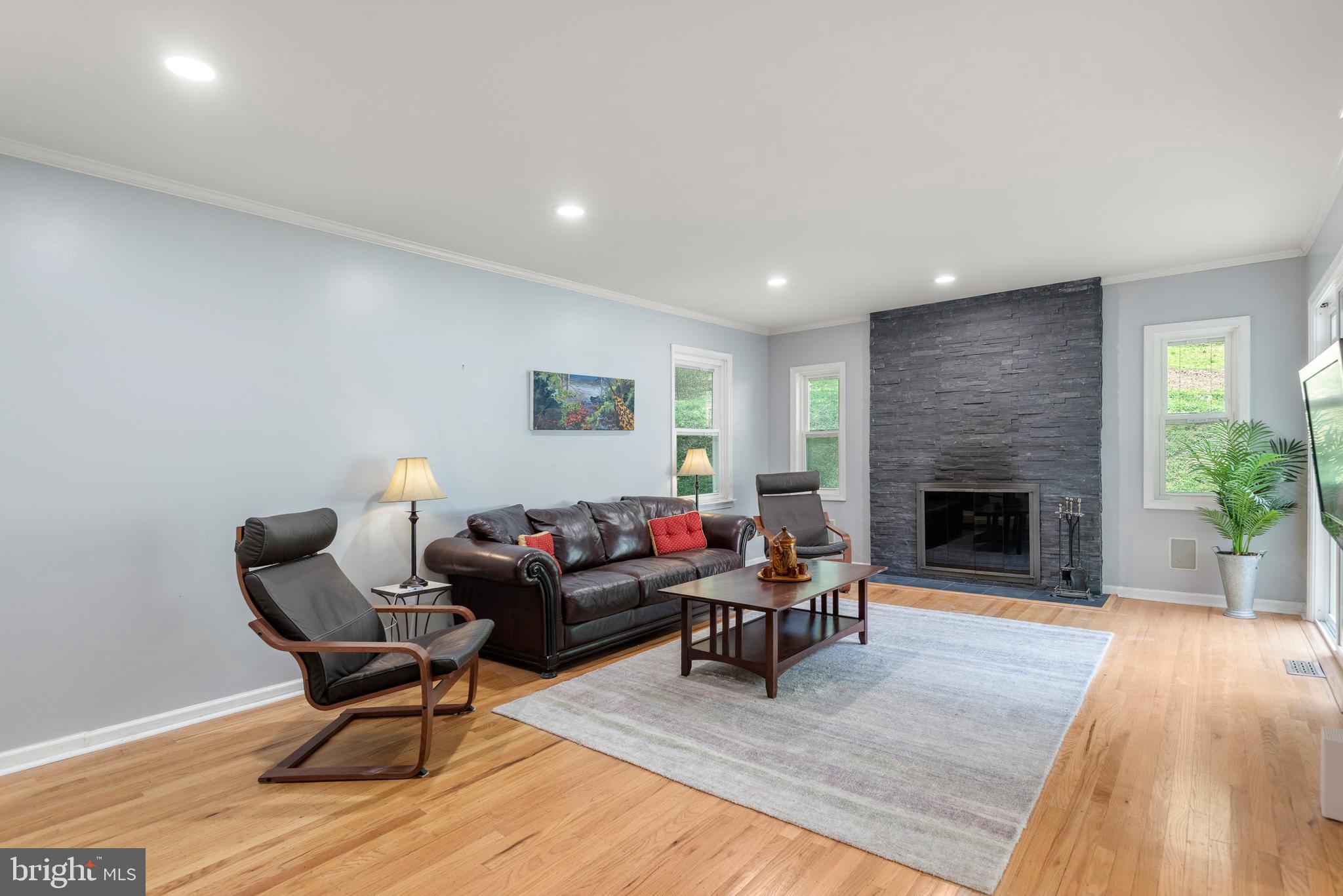 691 Twinbridge Drive Wayne, PA 19087 - Photo 9 of 38