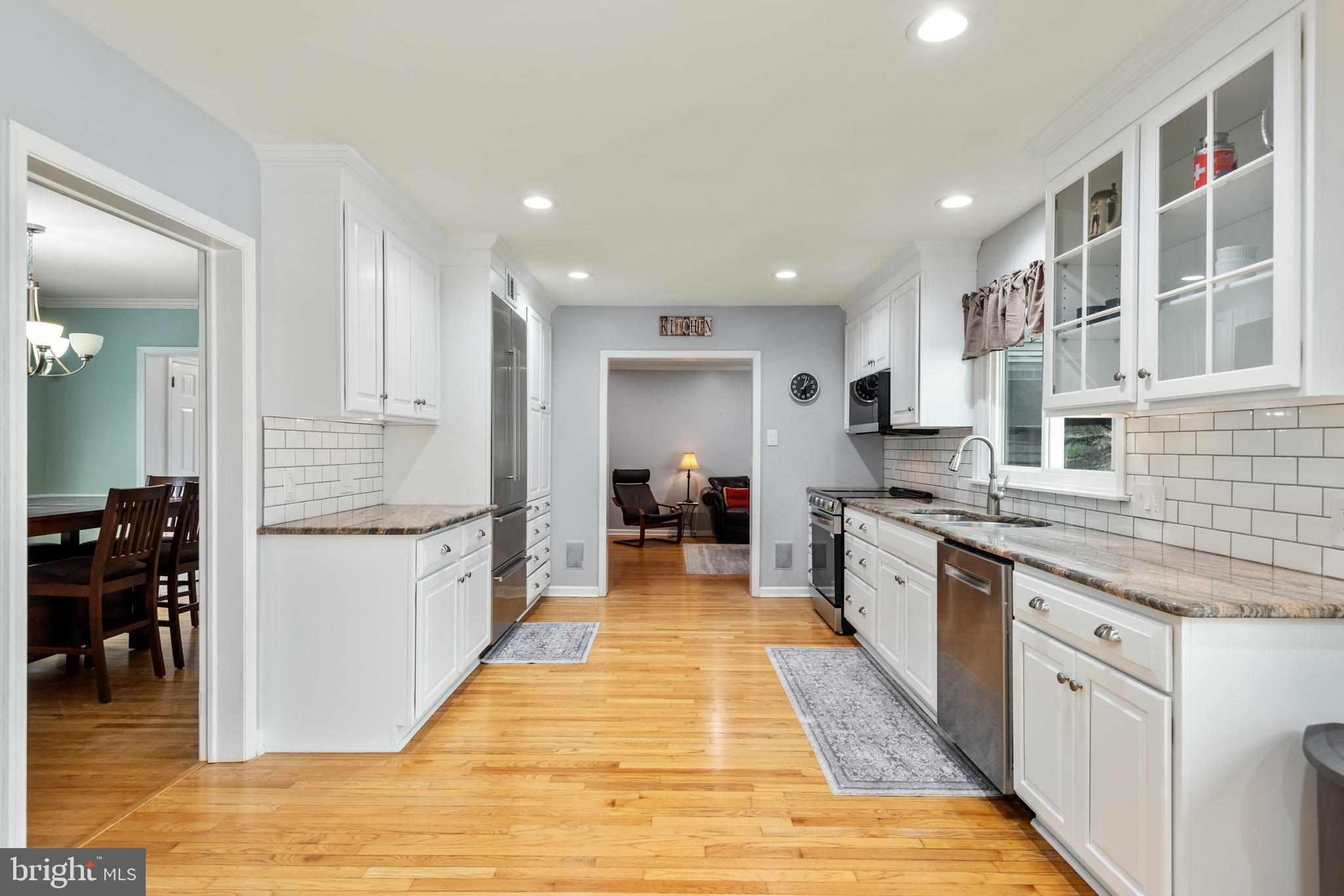 691 Twinbridge Drive Wayne, PA 19087 - Photo 10 of 38