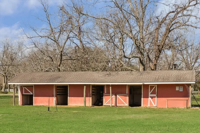 $499,900 | 1203 Half Moon Drive, Wharton, TX 77488