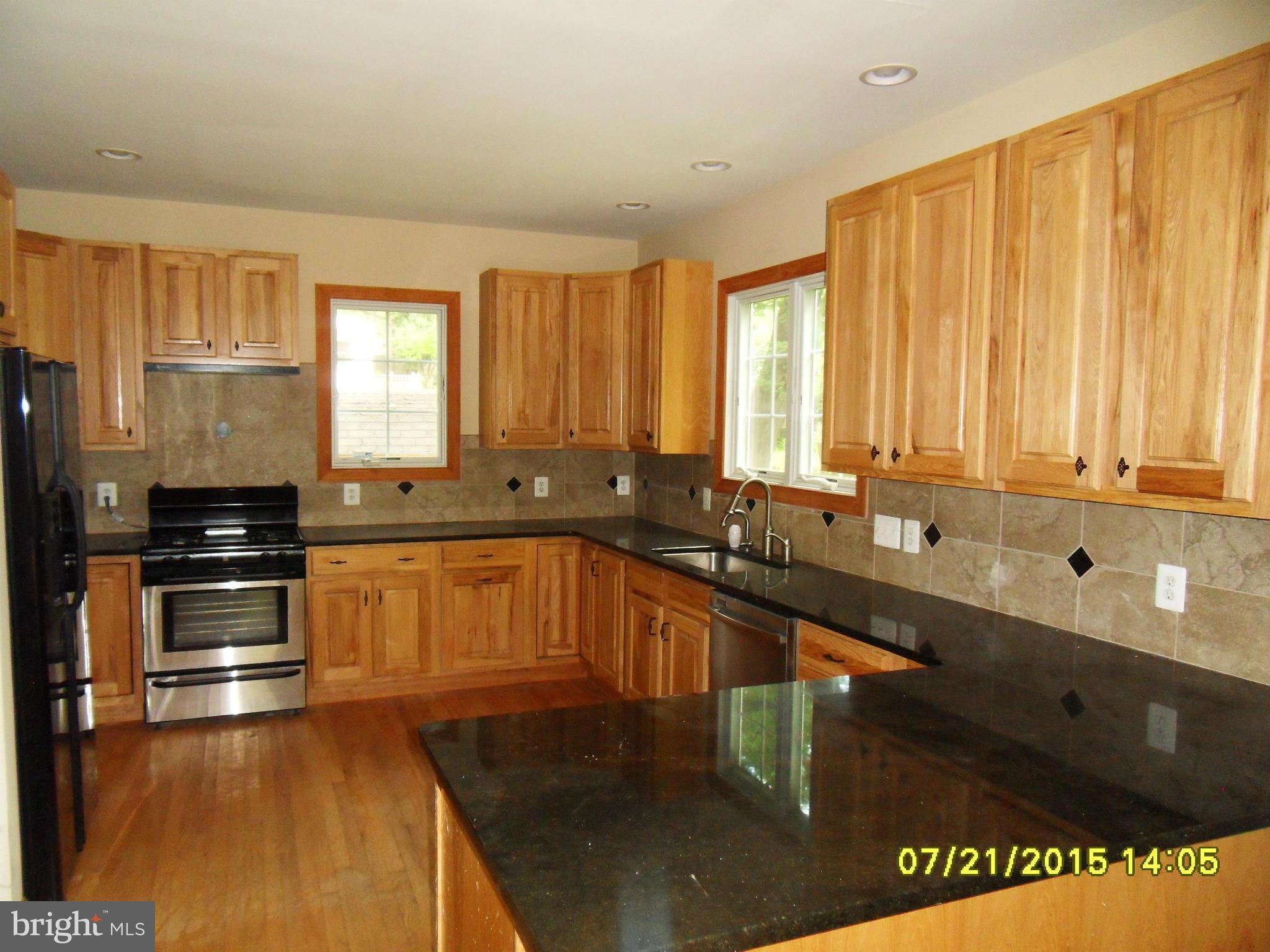 2847 West George Mason Road Falls Church, VA 22042 - Photo 17 of 22 Kitchen