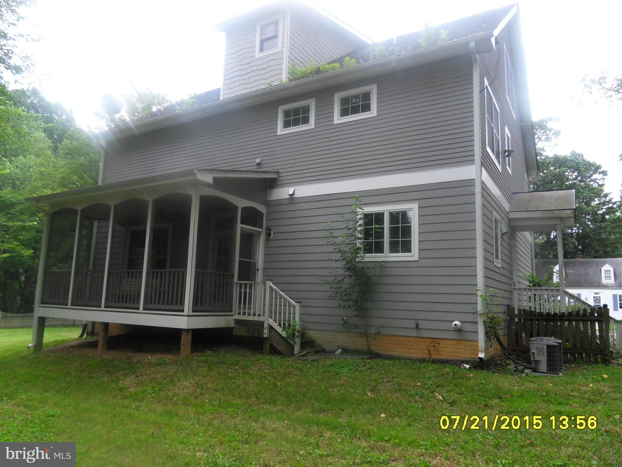 2847 West George Mason Road Falls Church, VA 22042 - Photo 4 of 22 Exterior (Rear)
