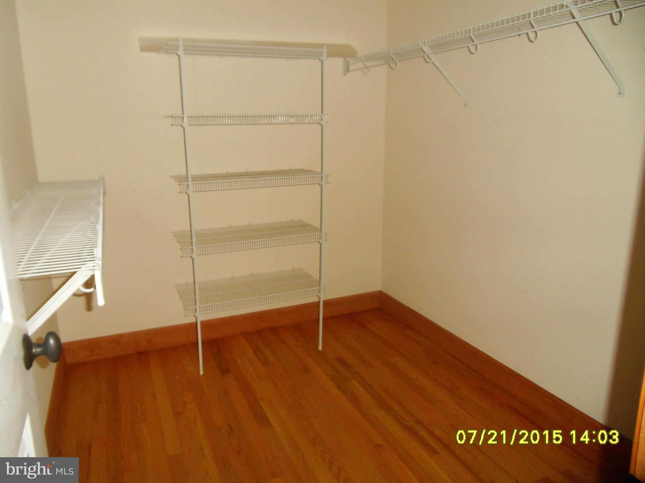 2847 West George Mason Road Falls Church, VA 22042 - Photo 10 of 22 Interior (General)