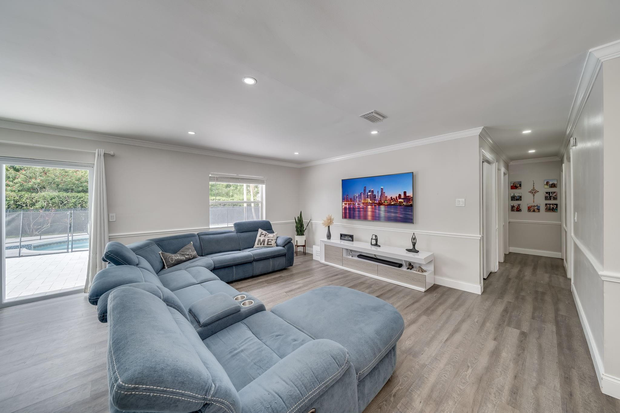 10942 Gable Street Boca Raton, FL 33428 - Photo 12 of 43 Photo 12
