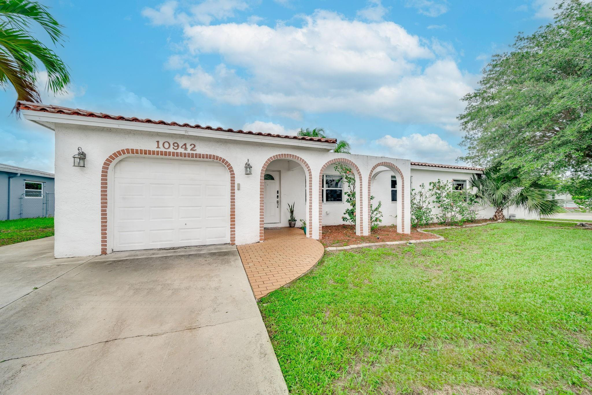 10942 Gable Street Boca Raton, FL 33428 - Photo 3 of 43 Photo 3