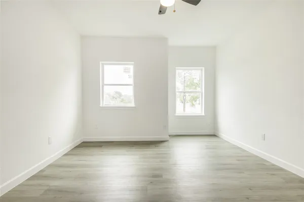 $2,000 | 2305 Sakowitz Street, Unit B, Houston, TX 77020