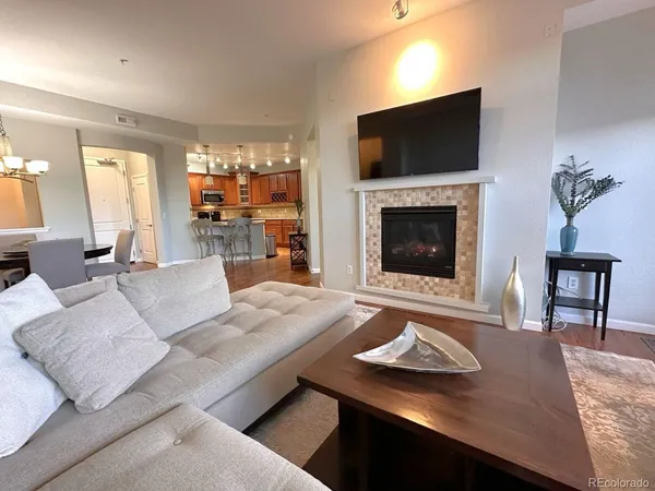 $3,000 | 7865 Vallagio Lane, Unit 303, Englewood, CO 80112