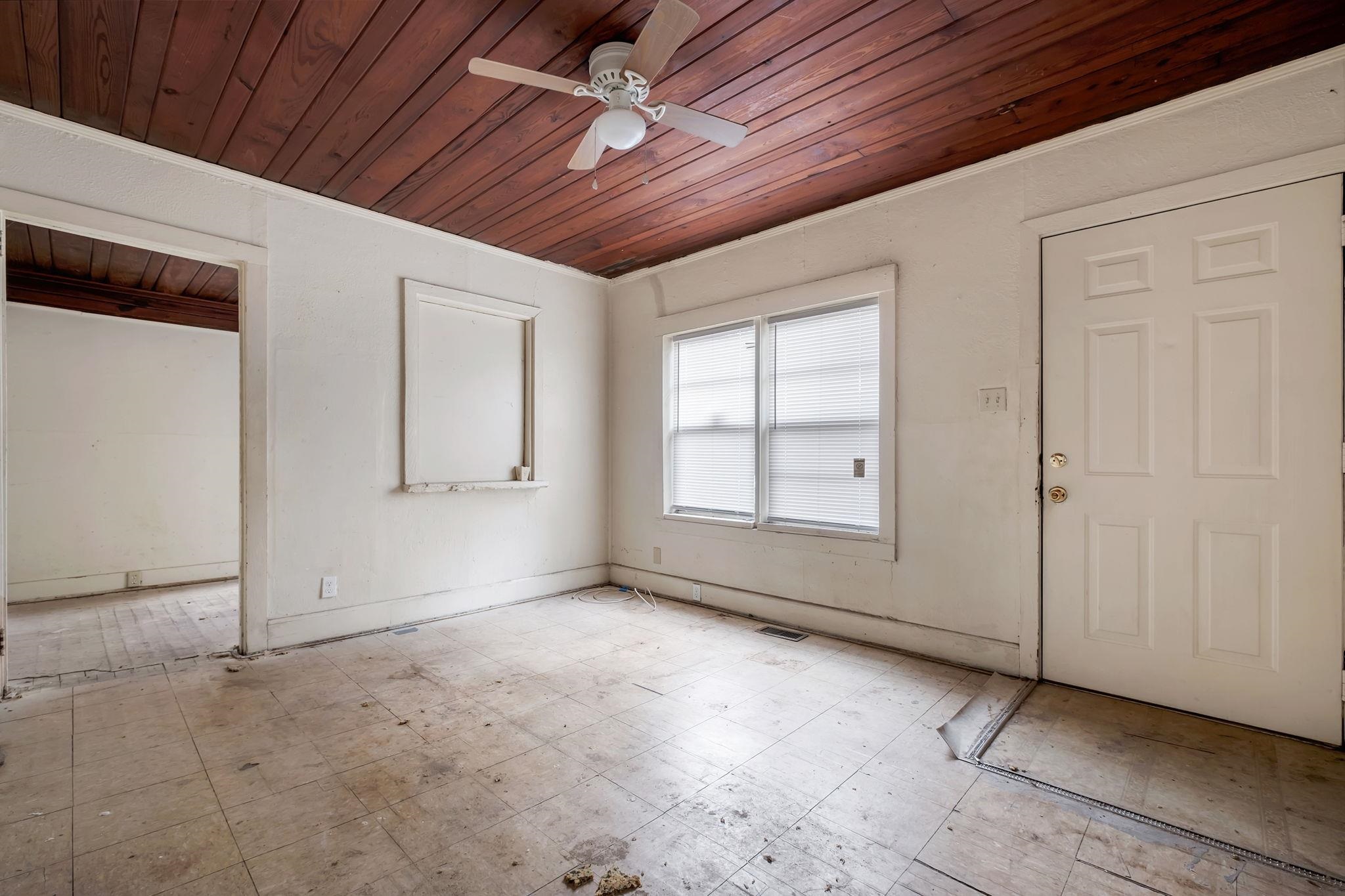 108 Ridge Road Tallahassee, FL 32305 - Photo 2 of 13