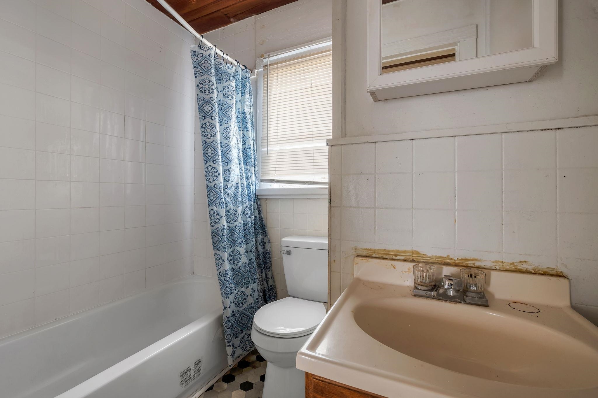 108 Ridge Road Tallahassee, FL 32305 - Photo 4 of 13