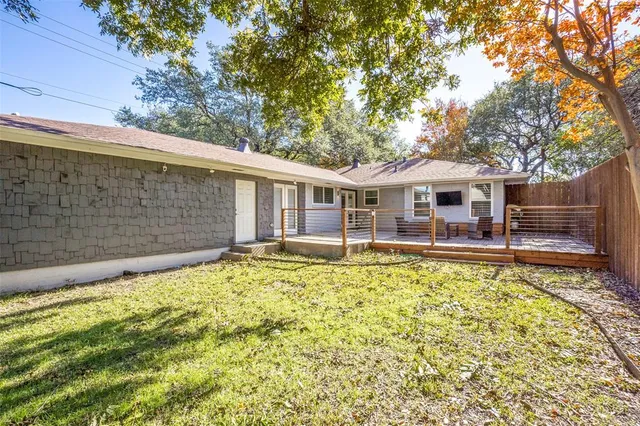 $3,650 | 6353 East Lovers Lane, Dallas, TX 75214