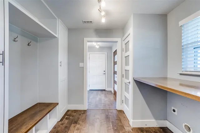 $3,650 | 6353 East Lovers Lane, Dallas, TX 75214