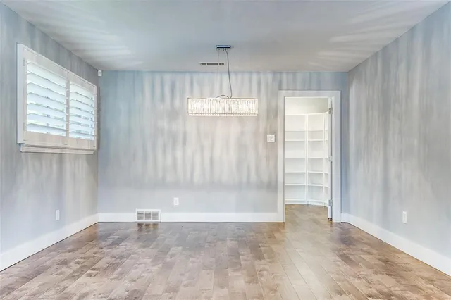 $3,650 | 6353 East Lovers Lane, Dallas, TX 75214