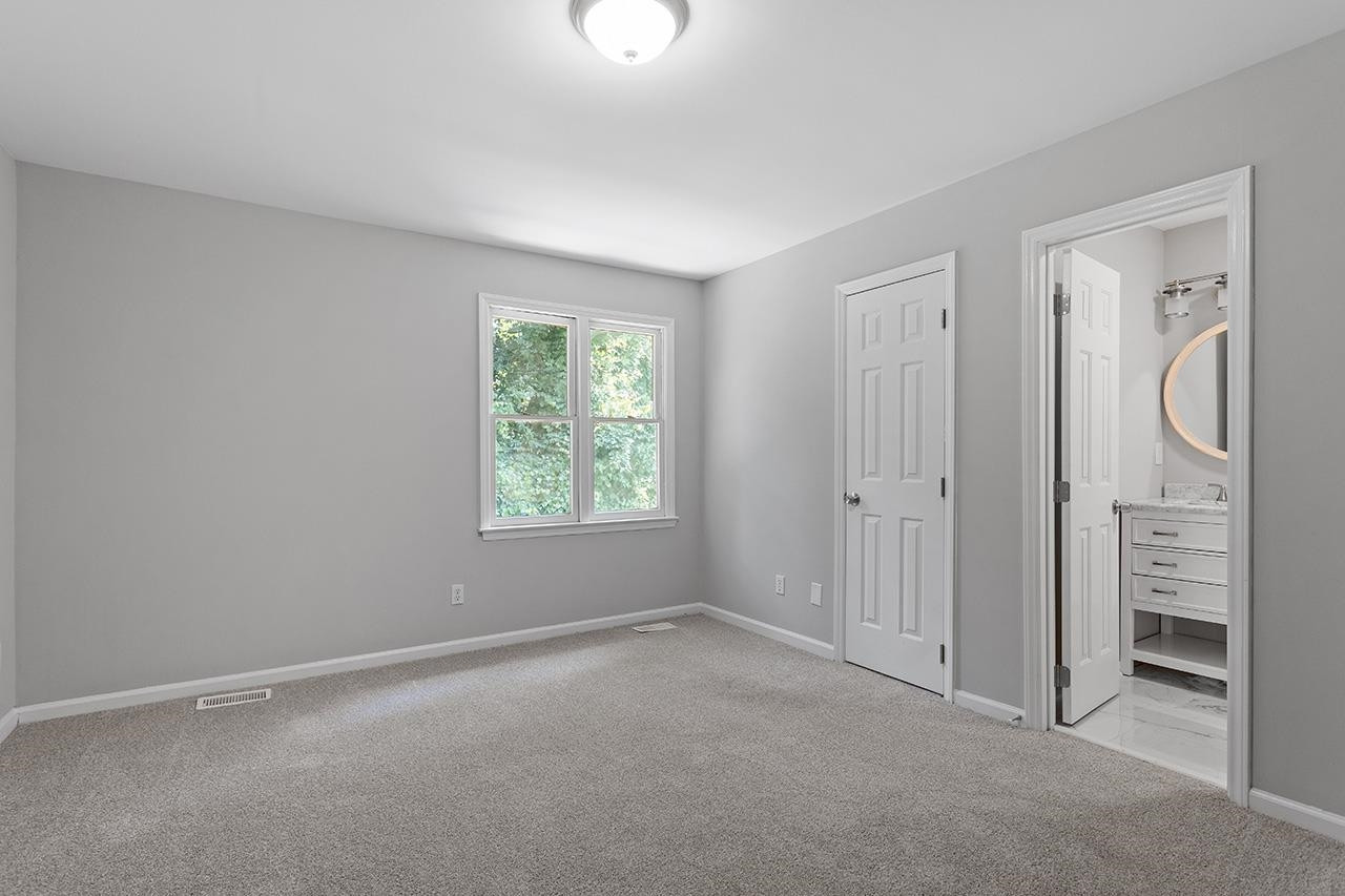 1404 Kent Road Raleigh, NC 27606 - Photo 16 of 28 Photo 16