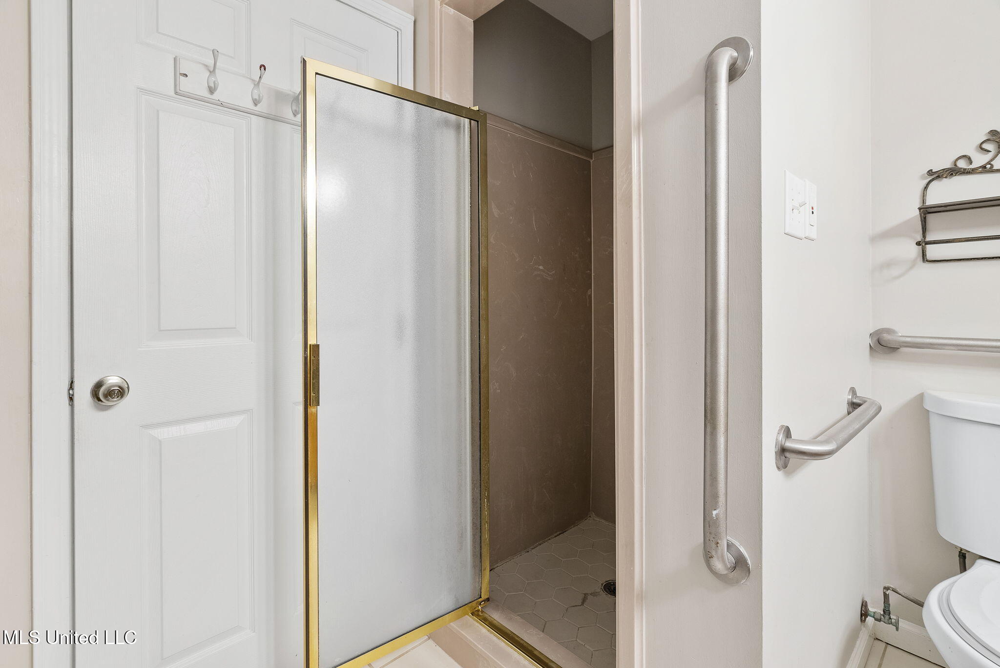 5441 Goodman Road West Horn Lake, MS 38637 - Photo 17 of 32 15-web-or-mls-5441 Goodman Rd-14