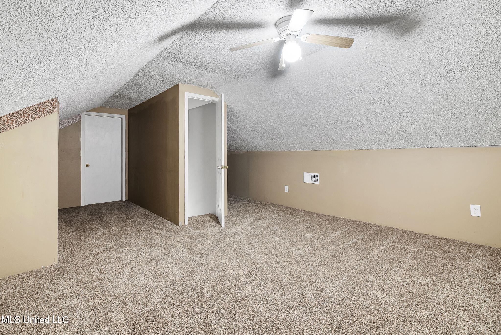 5441 Goodman Road West Horn Lake, MS 38637 - Photo 25 of 32 23-web-or-mls-5441 Goodman Rd-22