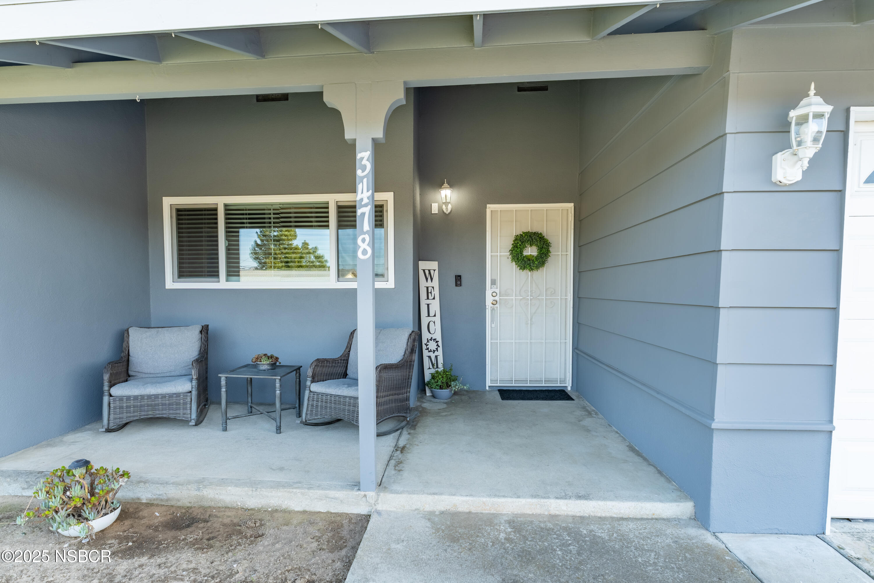 3478 Via Cortez Lompoc, CA 93436 - Photo 16 of 19 a view of livingroom with furniture