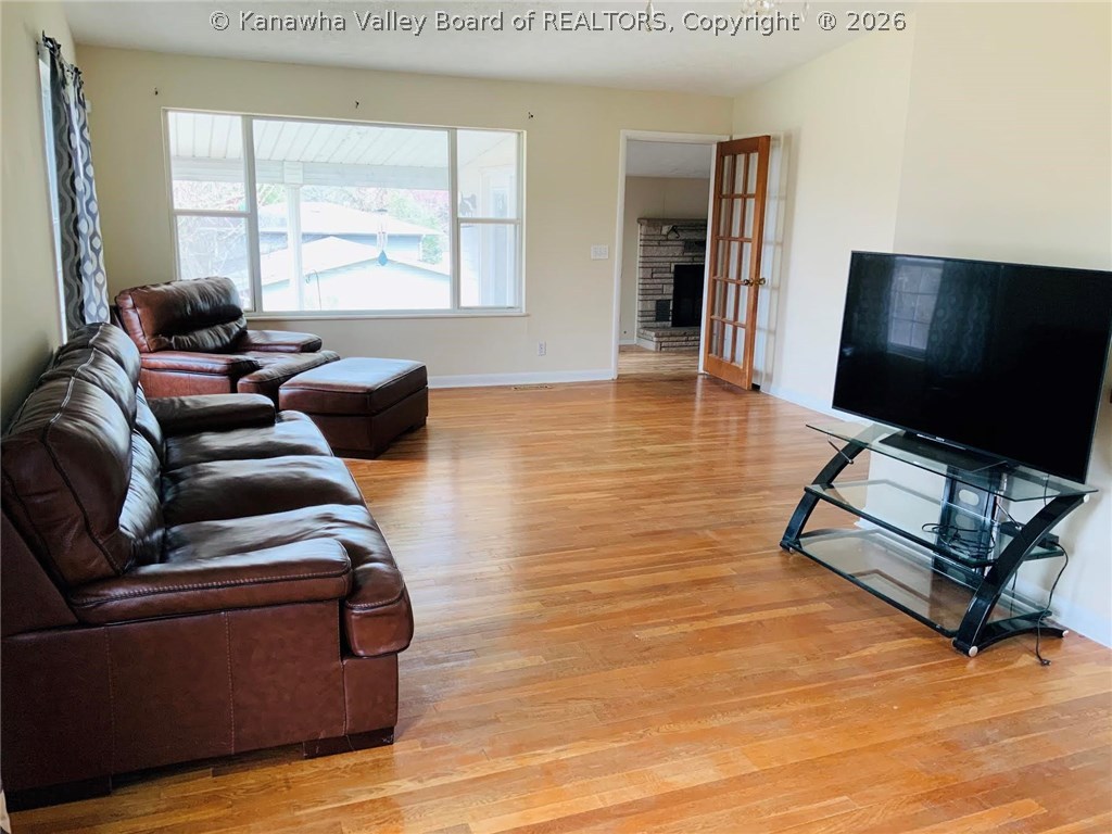 309 Oakview Terrace Ripley, WV 25271 - Photo 4 of 20 Gallery Image 4