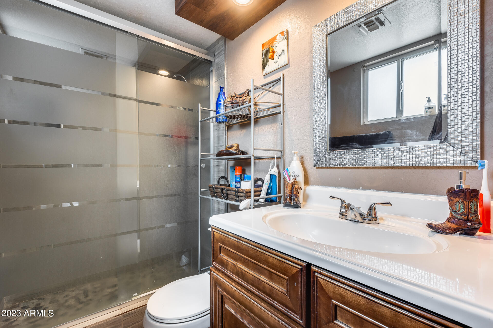 7818 West Cheery Lynn Road Phoenix, AZ 85033 - Photo 14 of 22 Gallery Image 14