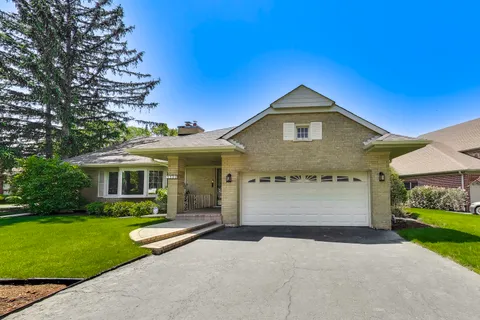 $875,000 | 5300 Franklin Avenue, Western Springs, IL 60558