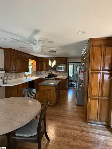 $599,700 | 102 Lex Court, Greer, SC 29651