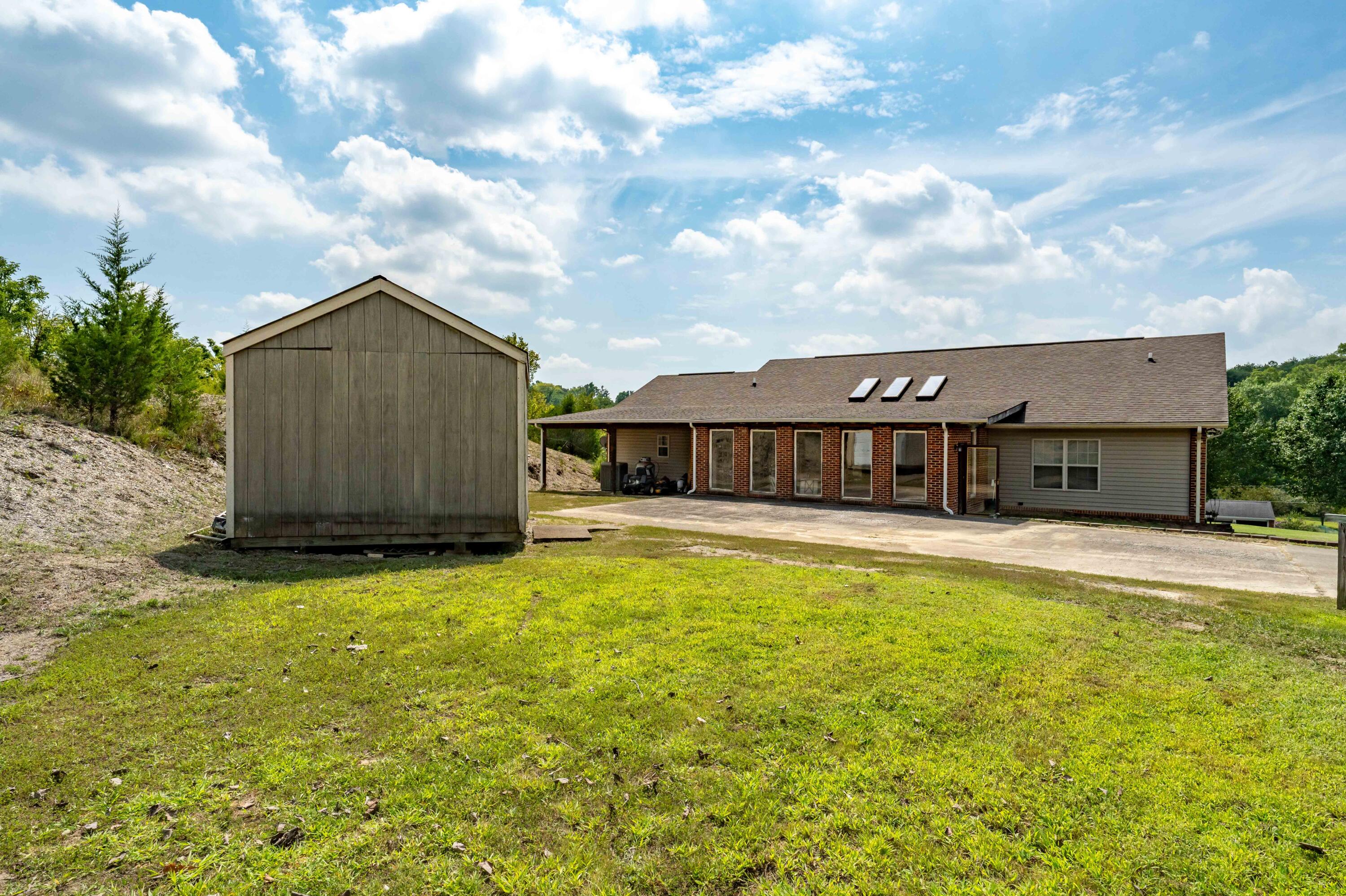 588 Packing House Road Kingsport, TN 37660 - Photo 50 of 51 588 Packing House Road (23 of 54)