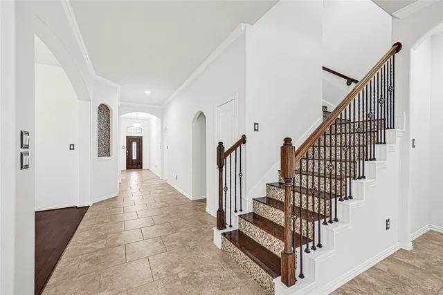 a view of entryway with wooden floor