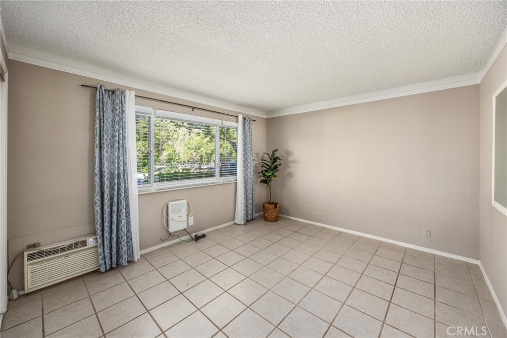 135 North Center Street Redlands, CA 92373 - Photo 17 of 36 a view of an empty room with window