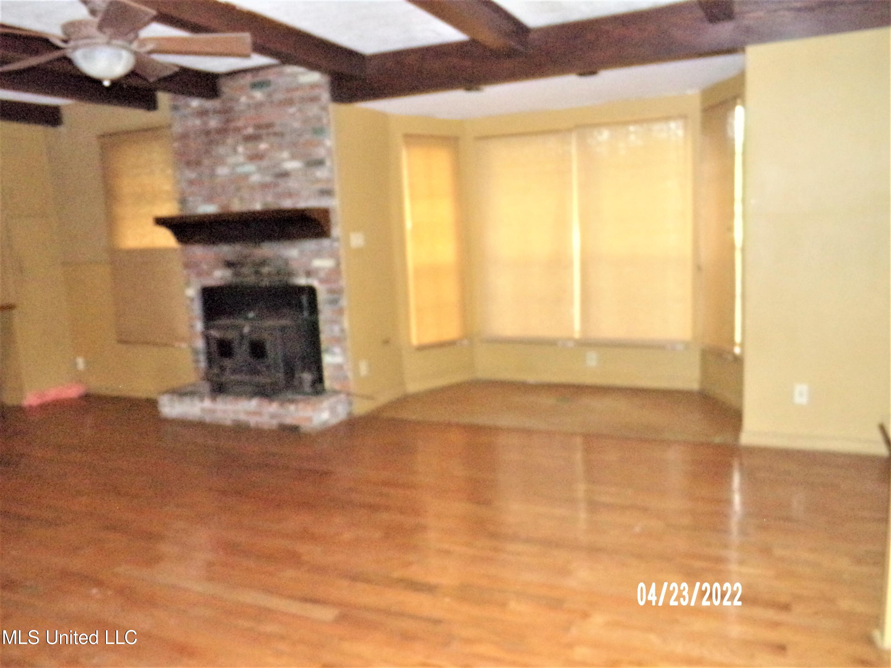 5068 Terry Road Jackson, MS 39212 - Photo 23 of 28 100_2397