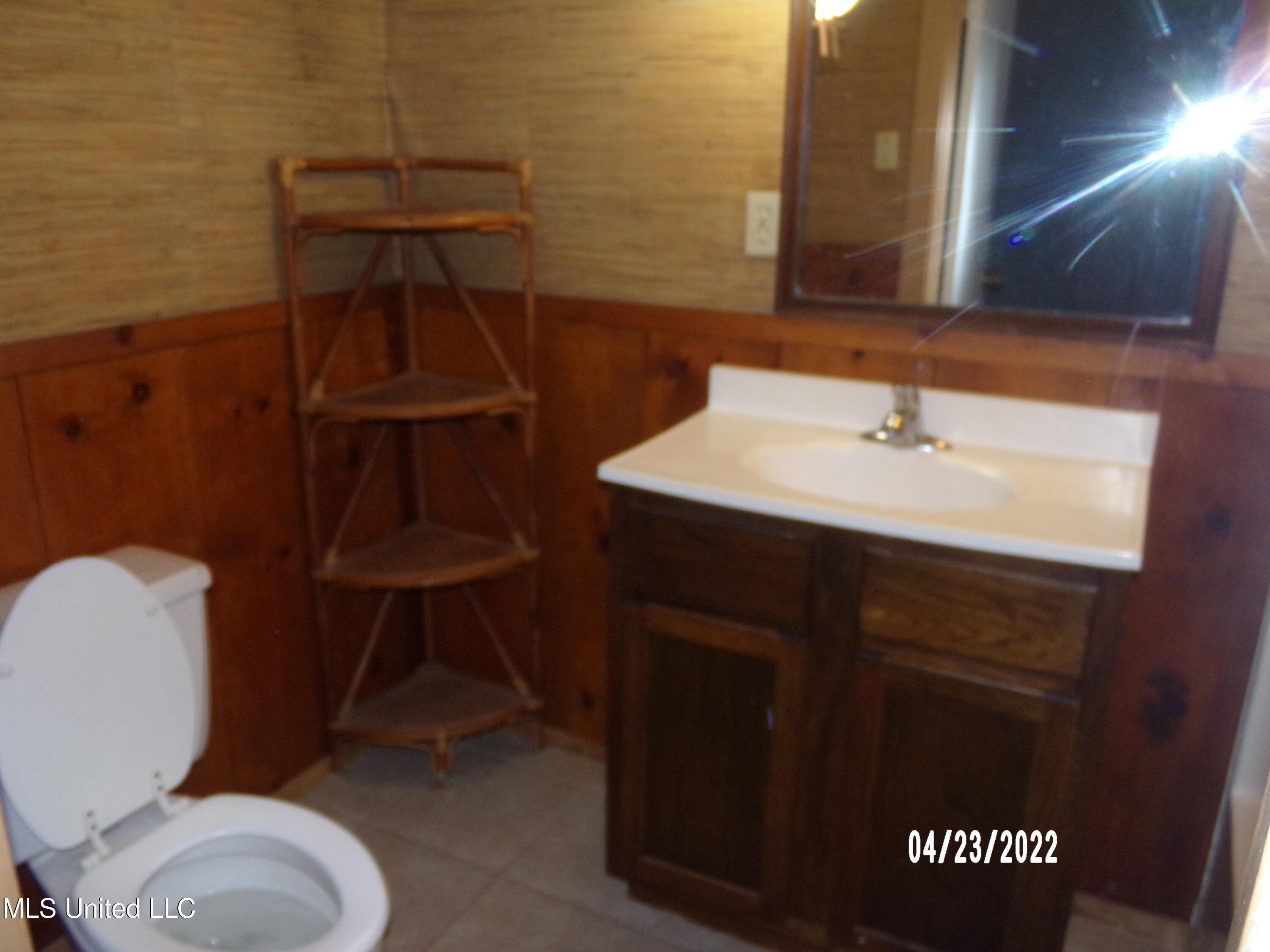 5068 Terry Road Jackson, MS 39212 - Photo 5 of 28 100_2408