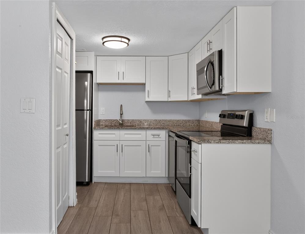 3417 Clark Road, Unit 117 Sarasota, FL 34231 - Photo 10 of 22 Gallery Image 10