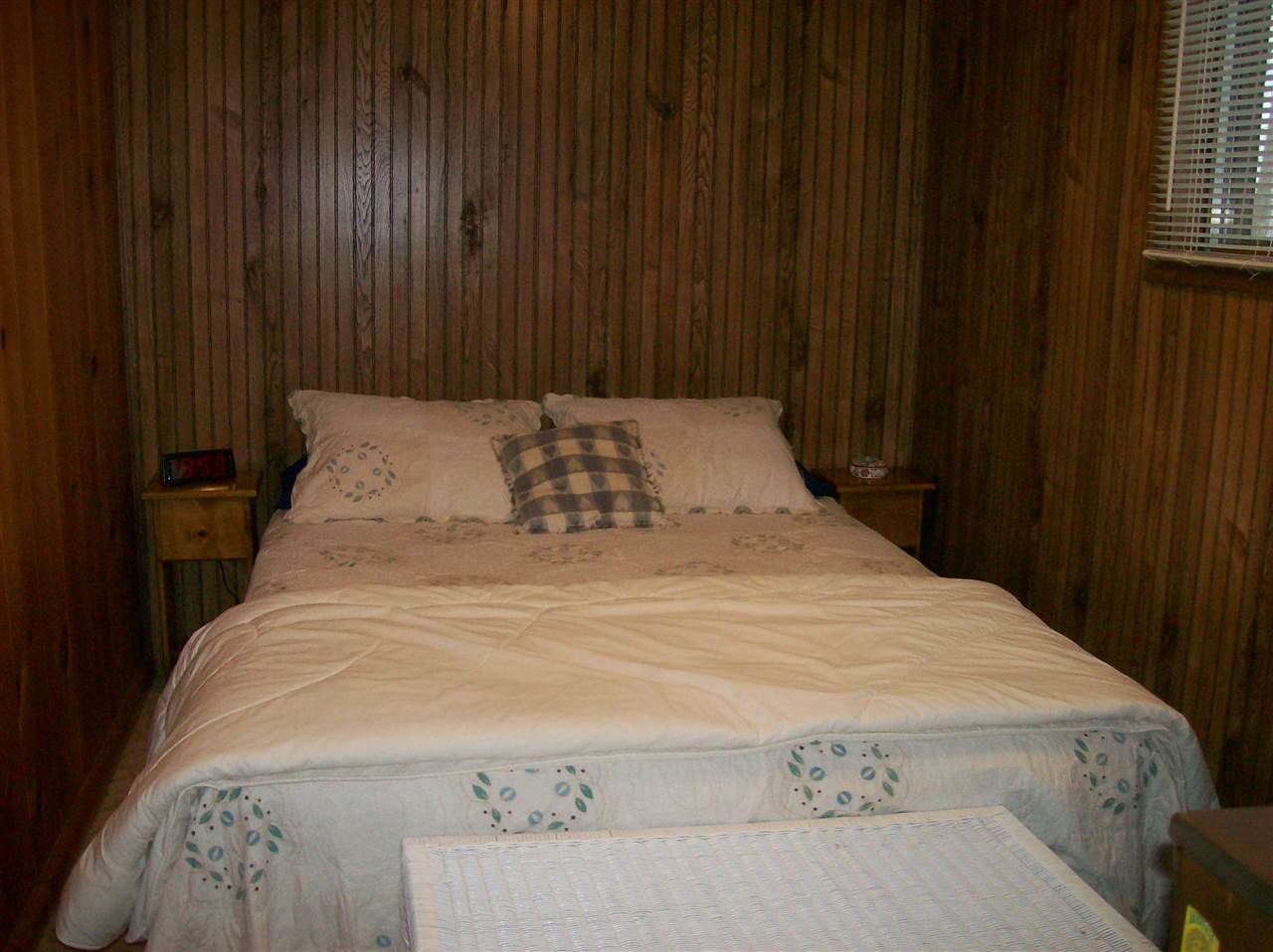 924 Schemp Road Lupton, MI 48635 - Photo 8 of 15 1858588-7.JPG