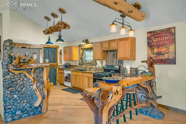 $599,999 | 38 Mcdonnell Drive, Cotopaxi, CO 81223