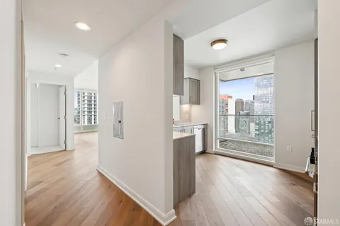 $9,500 | 401 Harrison Street, Unit 34B, San Francisco, CA 94105