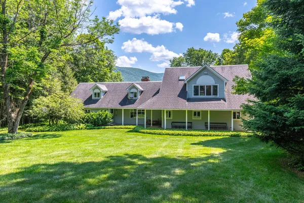 $1,475,000 | 866 East Manchester Road, Manchester, VT 05255