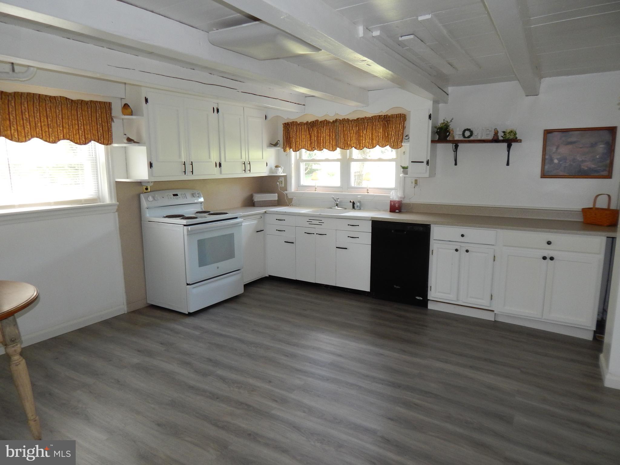 349 Laurel Road Boyertown, PA 19512 - Photo 14 of 25 Gallery Image 14