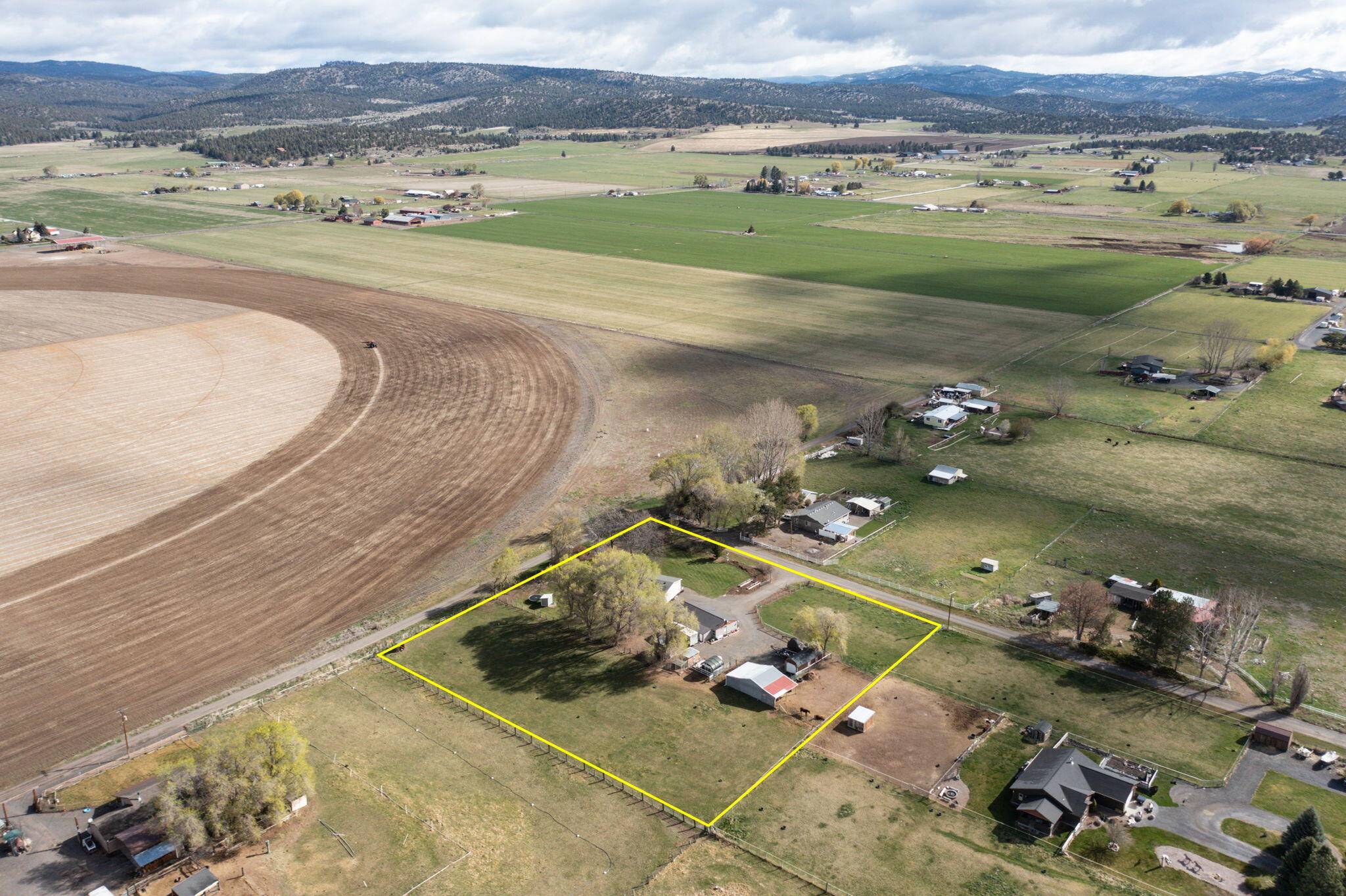 7651 Edwards Road Prineville, OR 97754 - Photo 43 of 54 2026_04_02_7651_NE_Edwards_Rd_Pv_drone-4