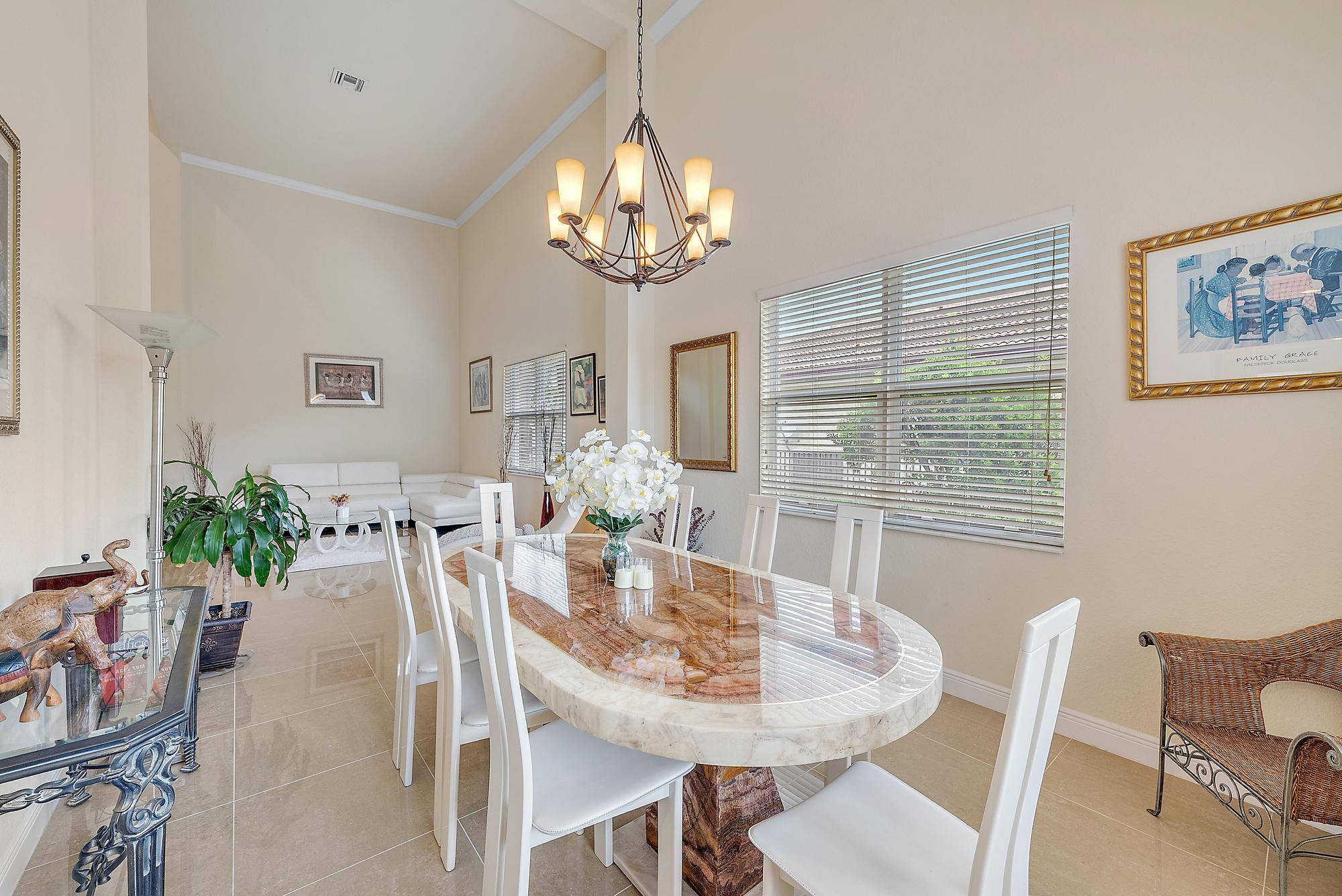 168 Manor Circle Jupiter, FL 33458 - Photo 7 of 63 Dining