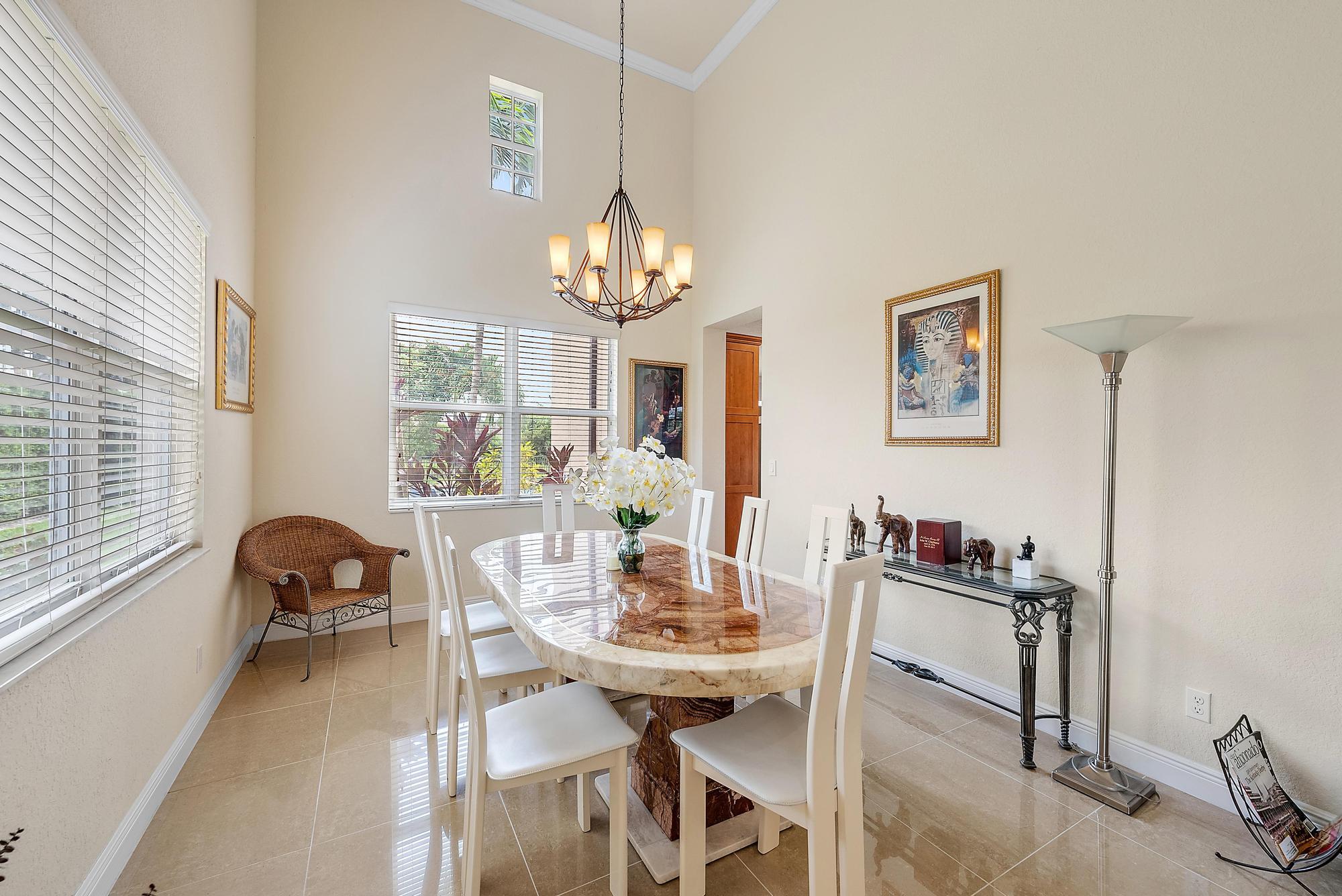 168 Manor Circle Jupiter, FL 33458 - Photo 8 of 63 Dining