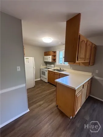 $2,300 | 29 Ventura Boulevard, Savannah, GA 31419