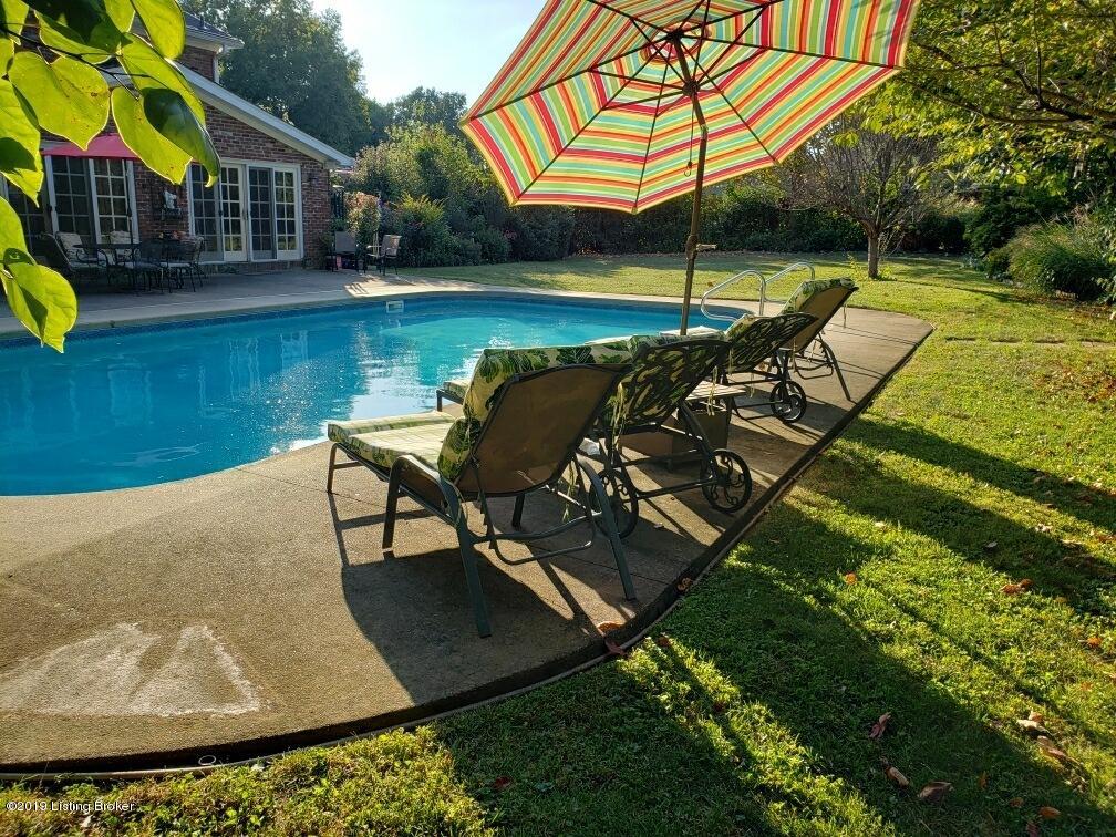 3509 River Bluff Road Prospect, KY 40059 - Photo 36 of 38 Pool area