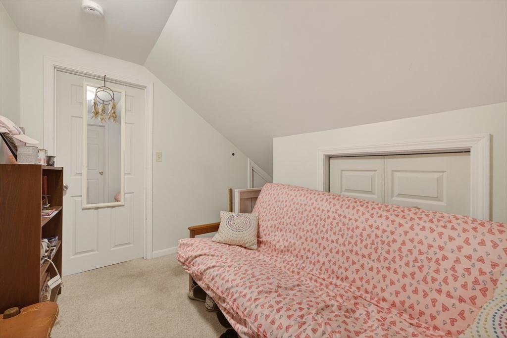 34 Bridge Street Fairhaven, MA 02719 - Photo 13 of 34